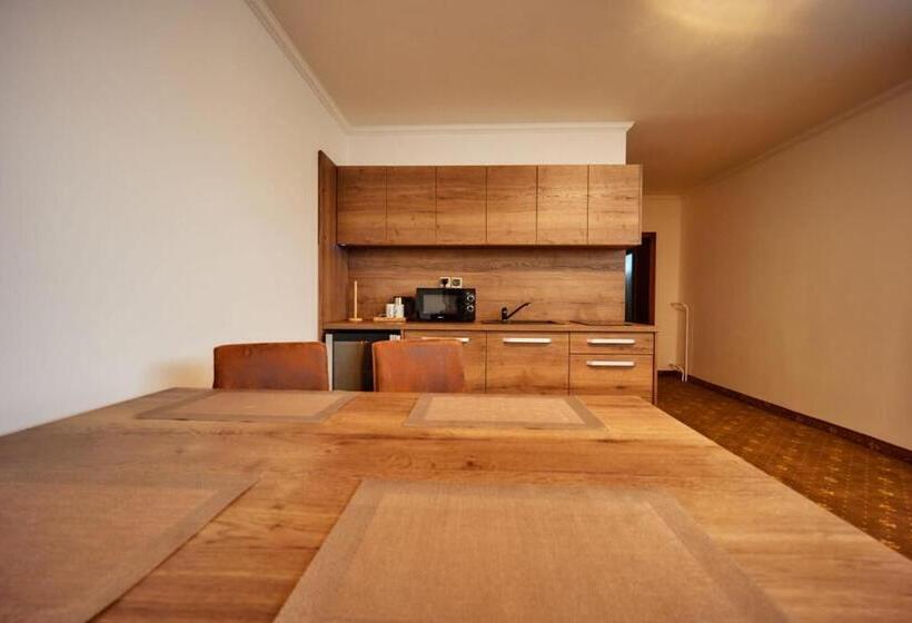 Люкс Классика, President Hotel Montfort