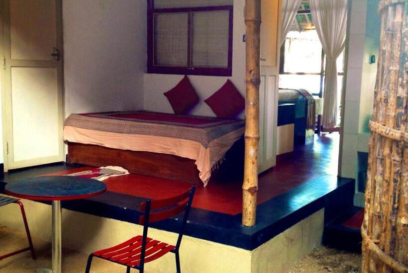 침실 1개 주택, Les 3 Elephants