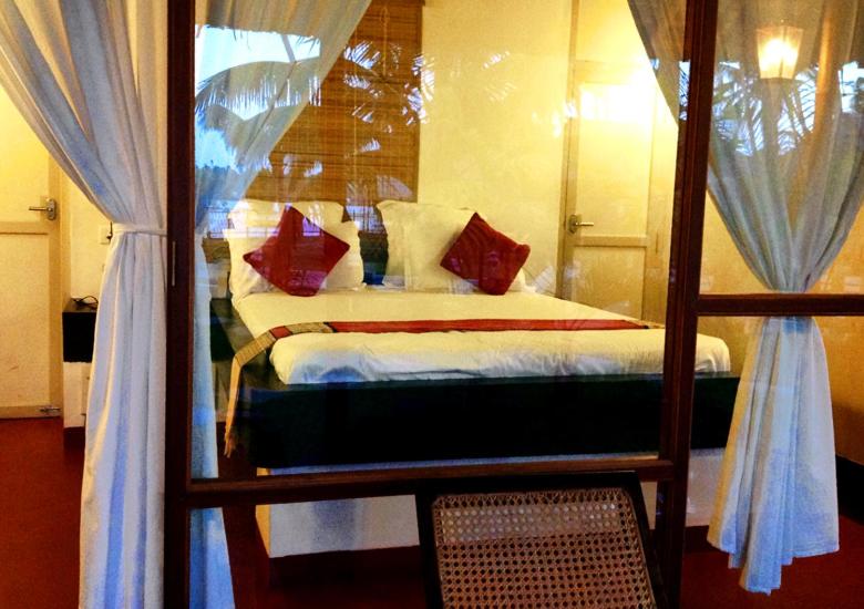 منزل غرفة نوم واحدة, Les 3 Elephants