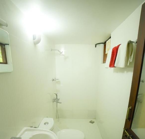 스탠다드 룸, Les 3 Elephants