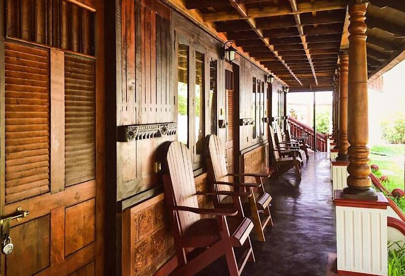 스탠다드 룸, Les 3 Elephants