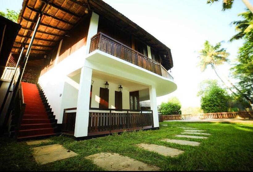 غرفة سوبيريور إطلالة على البحيرة, Les 3 Elephants