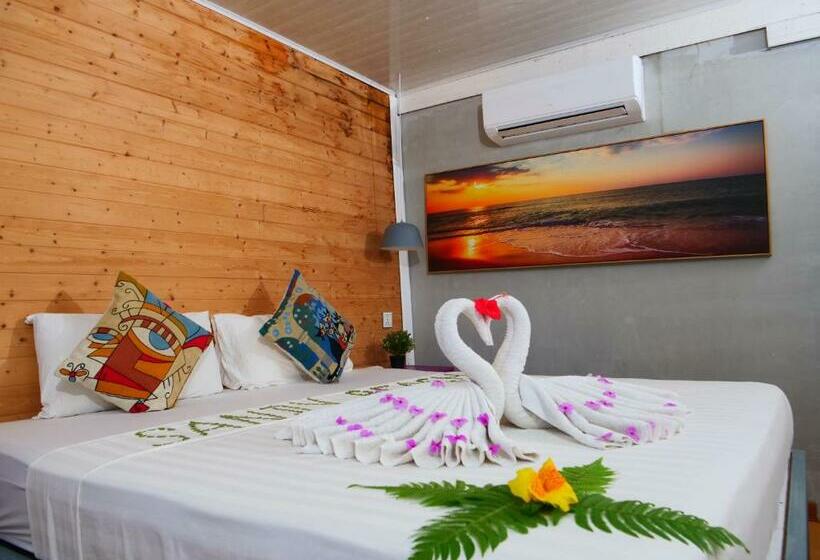 بانگلوی استاندارد, Sandy Beach Bungalows