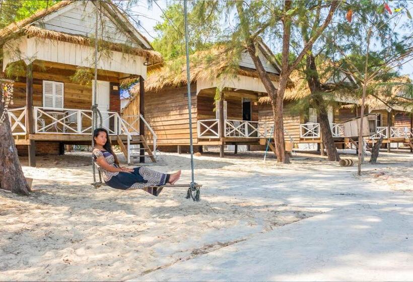 بانگلوی استاندارد, Sandy Beach Bungalows