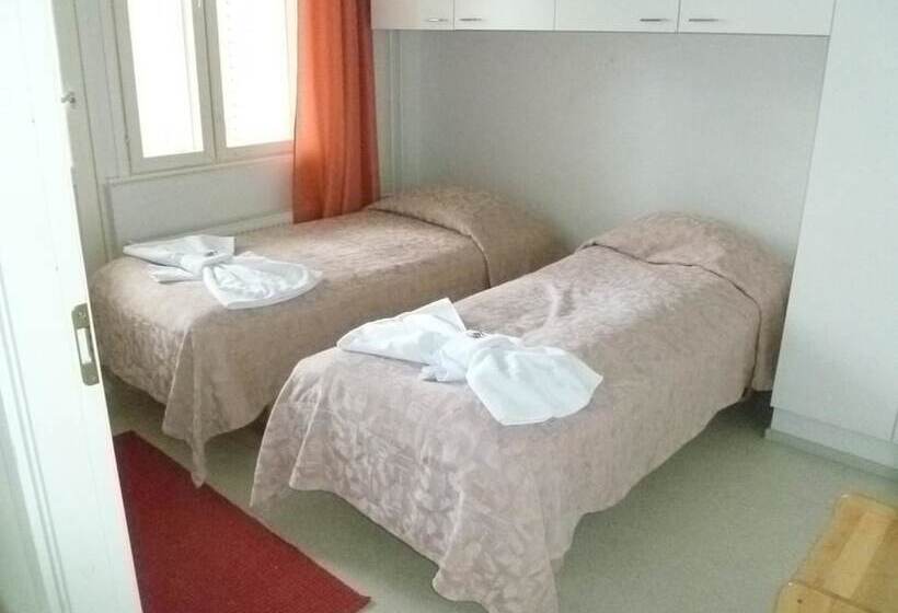 标准间, Summer Hotel Opera