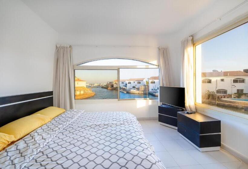 اتاق استاندارد, Aden Beach   Sea View Room With Beach Access In Villa