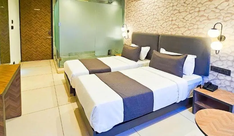 Chambre Standard Vue Ville, Nova Bizz