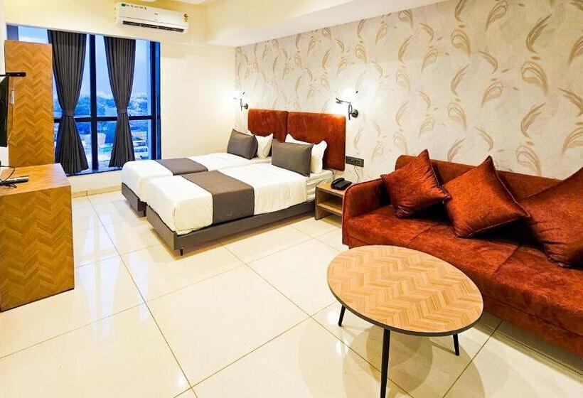 수피리어 룸 도시 전망, Nova Bizz