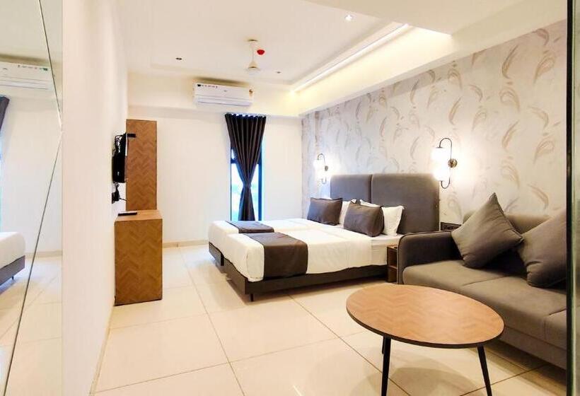 수피리어 룸 도시 전망, Nova Bizz