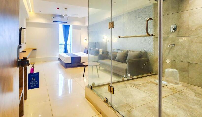 스위트 도시 전망, Nova Bizz