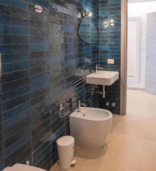 Четырехместный Номер Стандарт с Балконом, Atena Room