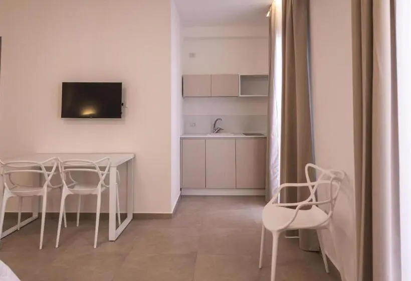 ベーシックトリプルルーム, Atena Room