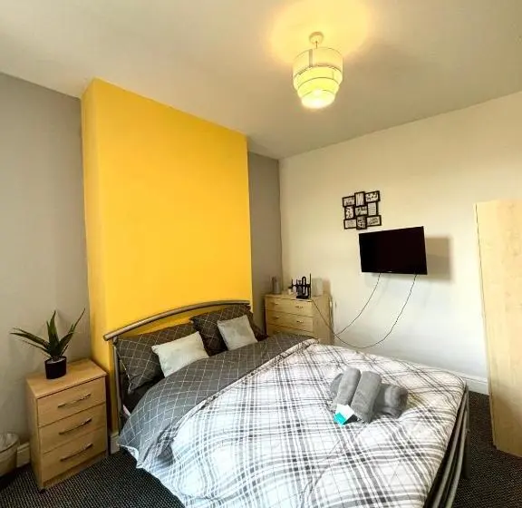 Economy-huone, Croft House