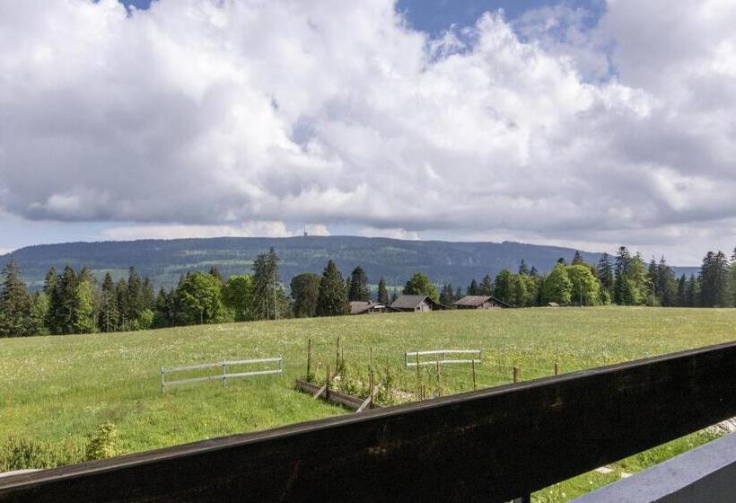 スタンダードルーム, B&b Mont Crosin