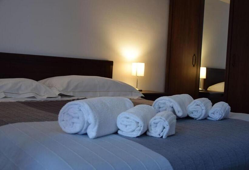 اتاق استاندارد چهار تخته, Bed And Breakfast Bellini