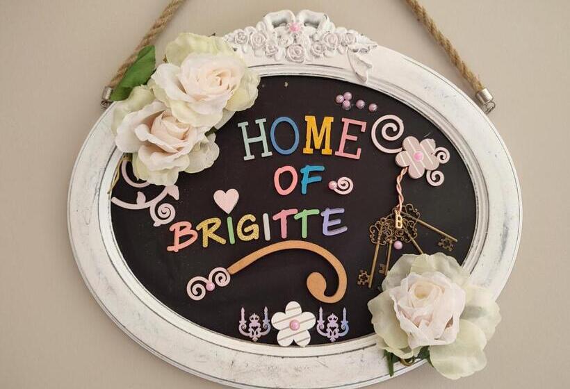 标准间, Chez Brigitte Chambre D Hôte Avec Cour Privative,piscine