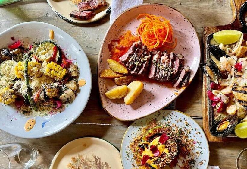 آپارتمان 1 خوابه, Colonia Suites 722