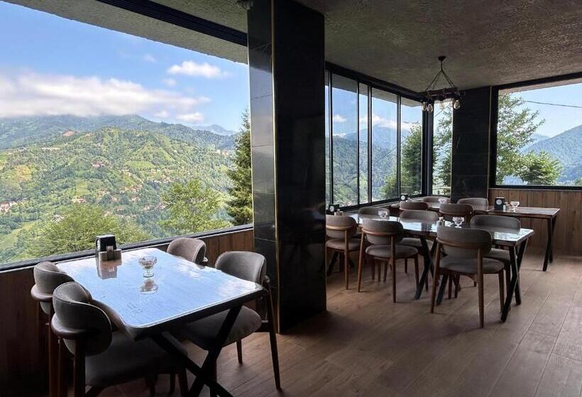 スタンダード４人部屋, Alfa Dağevleri