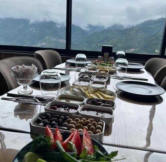 スタンダードルーム, Alfa Dağevleri