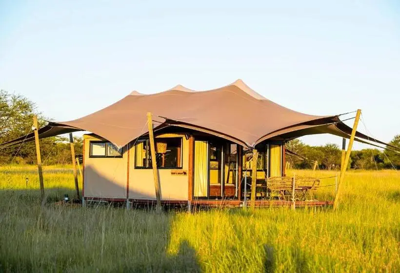 اتاق لوکس با بالکن, Escarpment Serengeti Luxury Camp