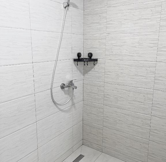 اتاق استاندارد, Infinity Plaza