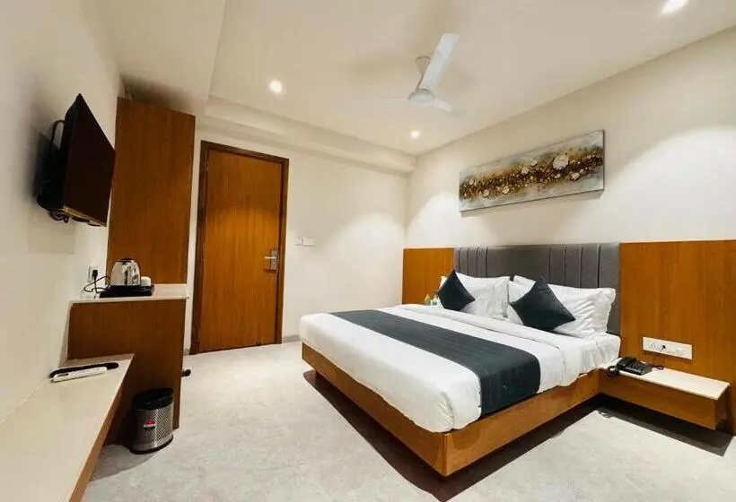 デラックスルーム, Rudhav Palace