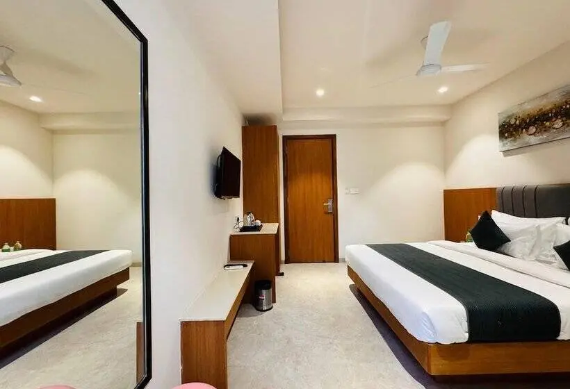 デラックスルーム, Rudhav Palace