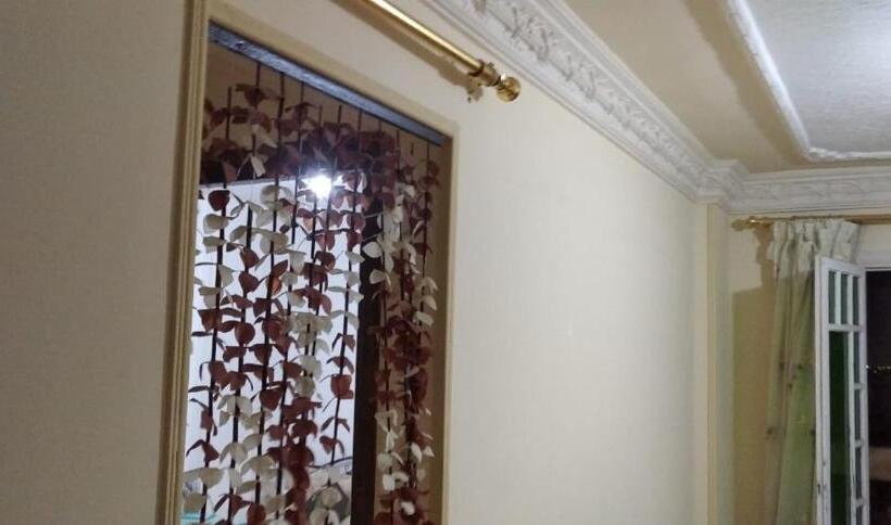 تختخواب در اتاق مشترک, العجمي 21