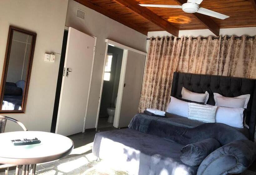 חדר סטנדרט עם מרפסת, Esibayeni Guesthouse