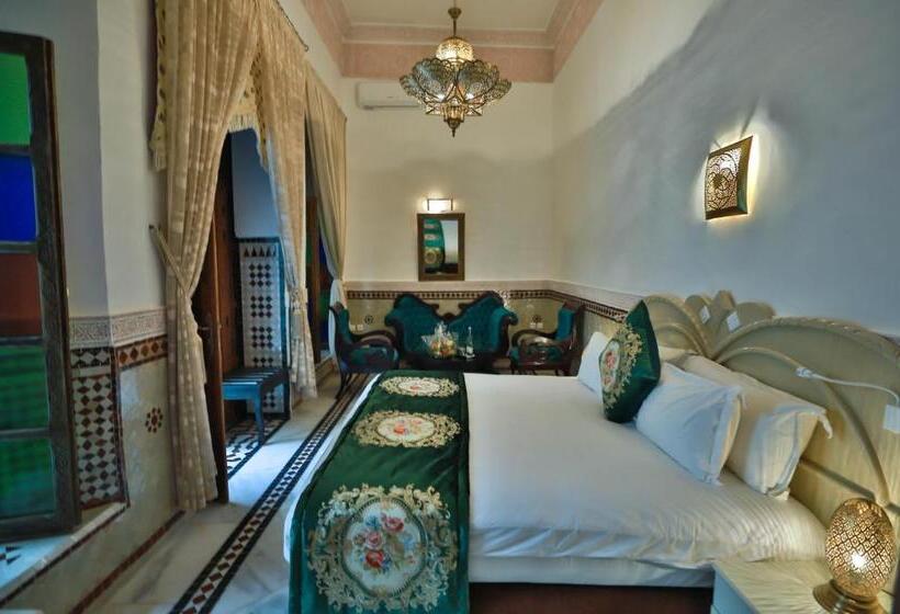 带按摩浴盆的套房, Riad Ommeyad Suite & Spa