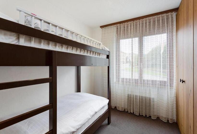 침실 3개 아파트, Resort Al Centro