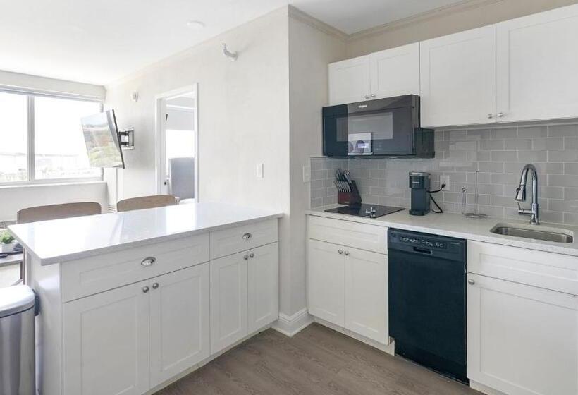 شقة غرفة واحدة, The Wayland Apartments By Barsala