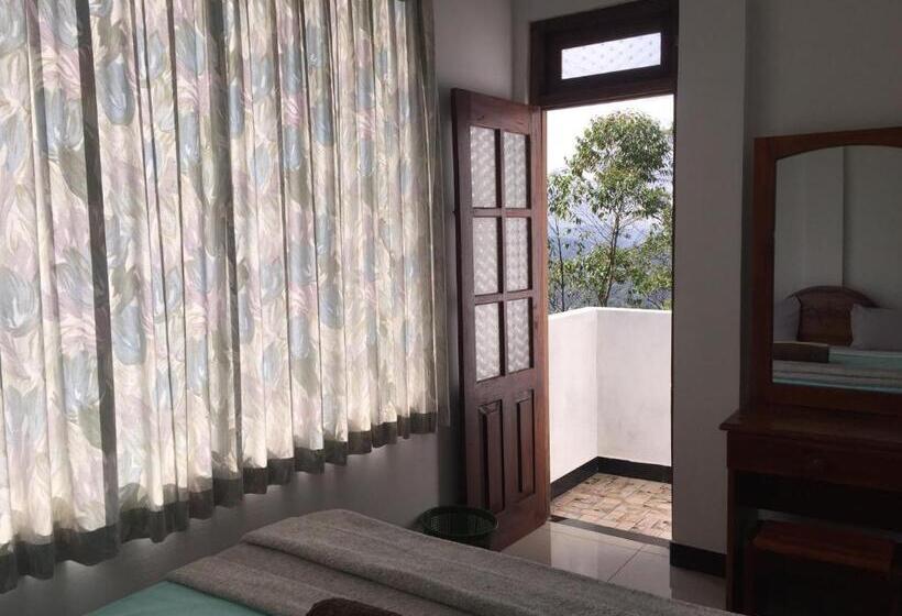 اتاق لوکس سه تخته, Polo Region Rest Inn