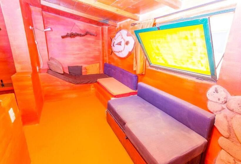 1ベッドルームペントハウスアパート, Surfactivity Guest House