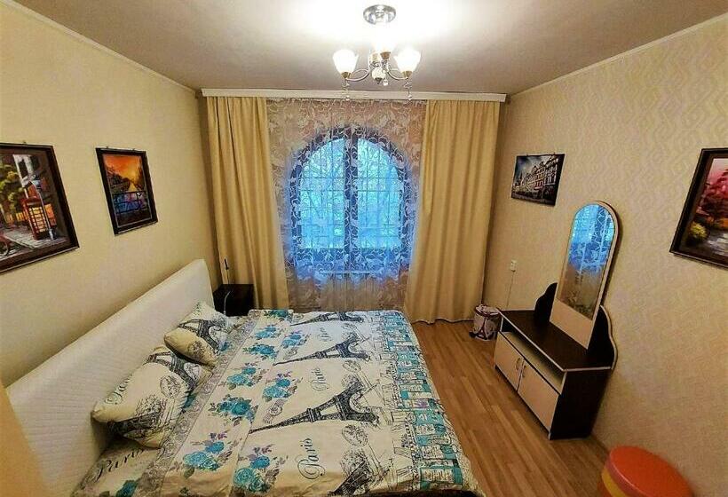 اتاق استاندارد با سرویس بهداشتی مشترک, Hostel Amazing Ionika Centercity