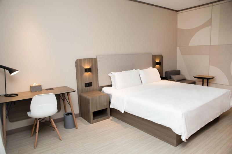 수피리어 룸, Hanting Zibo Lutai Avenue