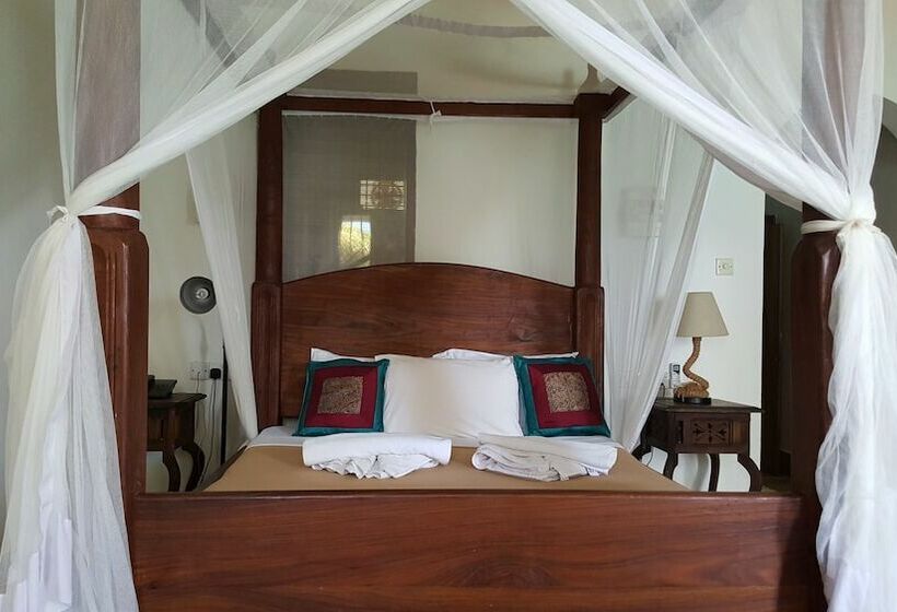 オーシャンビュースイート, Langi Langi Beach Bungalows