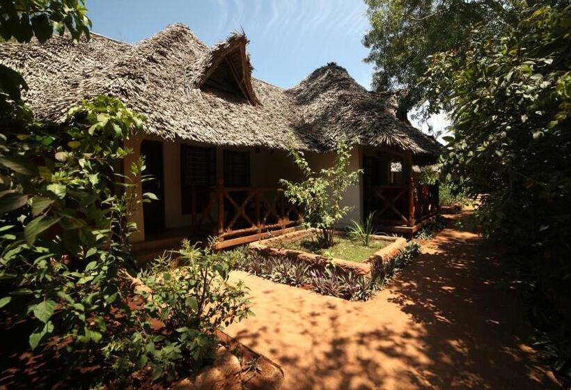 غرفة قياسية مطلّة علي الحديقة, Langi Langi Beach Bungalows