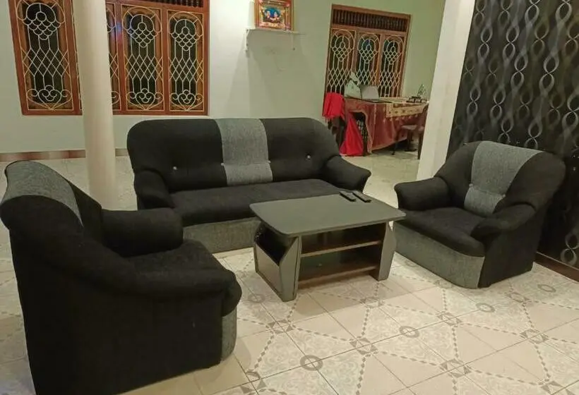 デラックスルーム, Nallur Holidays Inn