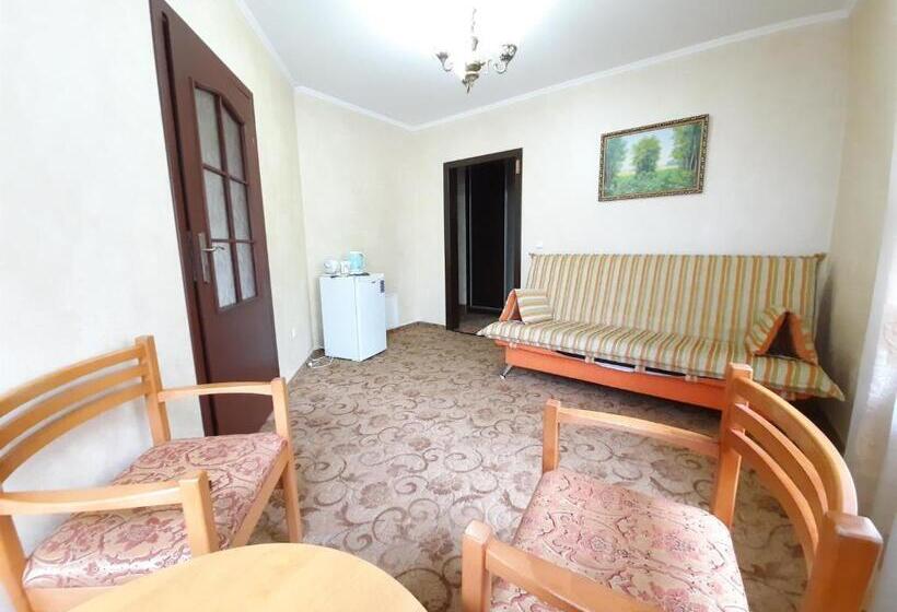 سوییت, Tsvit Paporoti