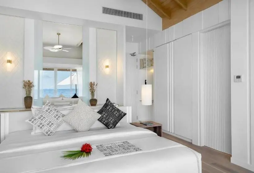 ویلای یک اتاق خوابه با استخر شنا, Bandos Maldives