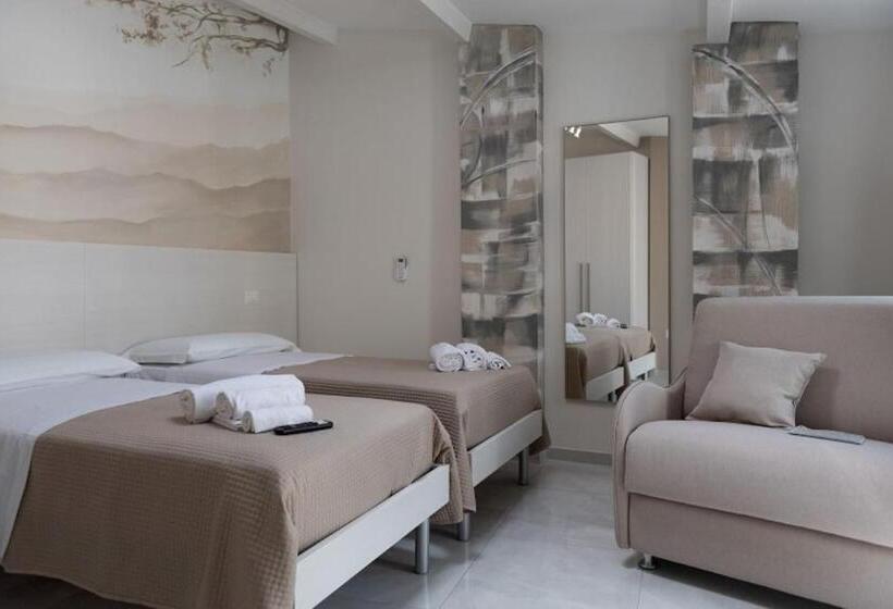 اتاق سوپریور سه تخته, Al Vaglio