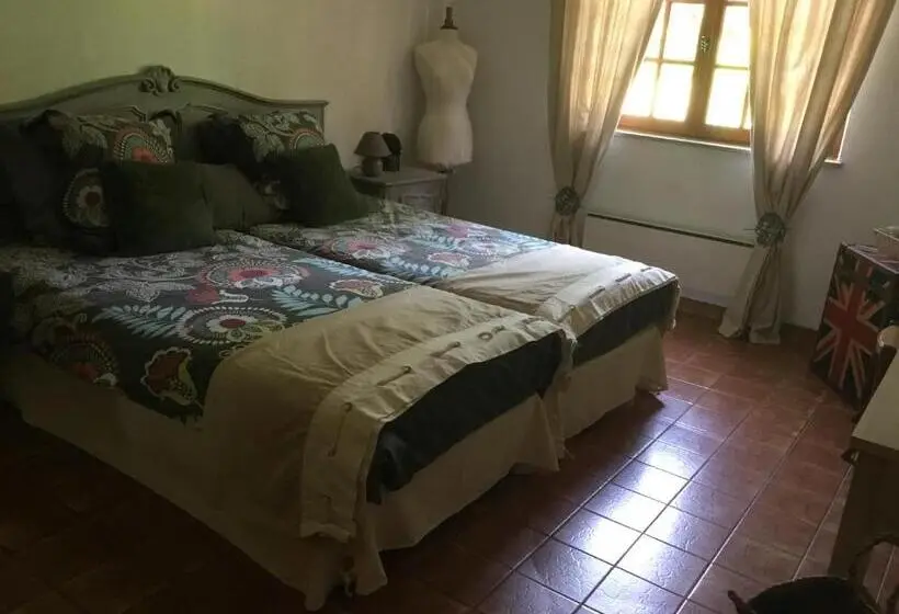 Quarto standard, Villa Isadra