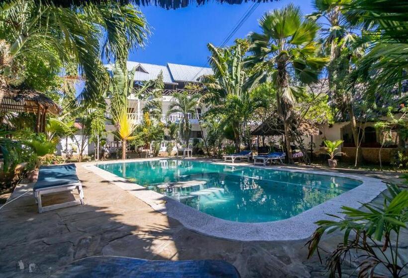 آپارتمان 1 خوابه با چشمانداز استخر, Cool Breeze Studio