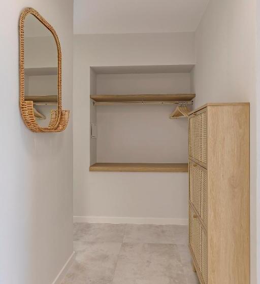 1 Bedroom Penthouse Apartment, Casa Deniso   The Home Of Chill