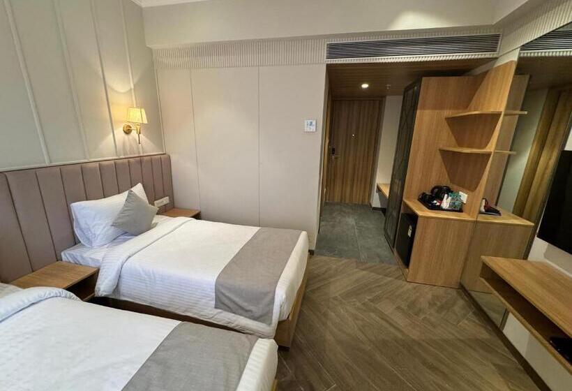 חדר דלוקס, Mumbai House Mindspace Malad