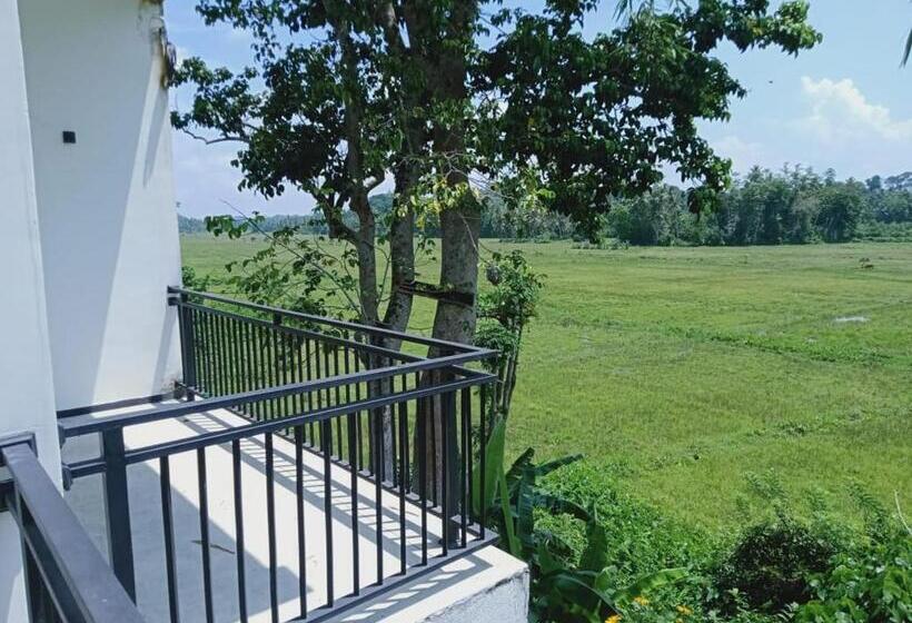 스탠다드 발코니 룸, Paddy Bungalow