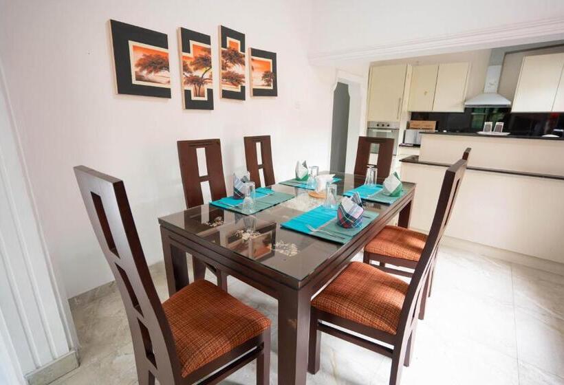 标准间, Little Villa Tourist Inn