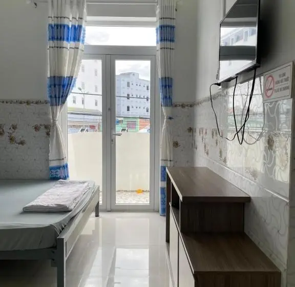 اتاق استاندارد چهار تخته, Nhà Nghỉ Diễm Thuý