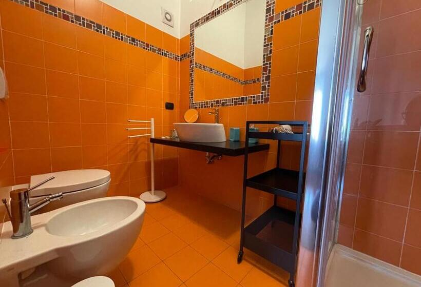 اتاق لوکس, Villetta Home Castelli Apartments